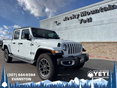 Used 2022 Jeep Gladiator Overland w/ Popular Equipment Package