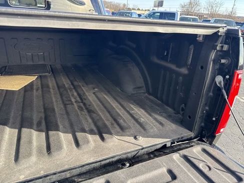 Used 2018 Ford F150 XLT w/ Equipment Group 302A Luxury image 36