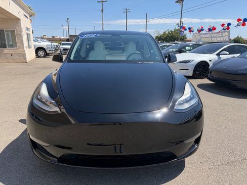 Used 2021 Tesla Model Y Performance AWD/4WD image 3