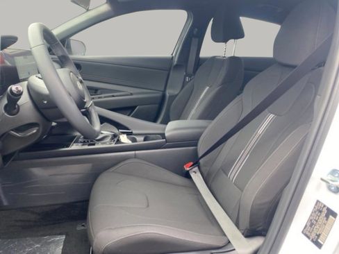 New 2026 Hyundai Elantra Sport FWD image 15