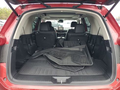 Used 2025 Honda Pilot Touring image 42