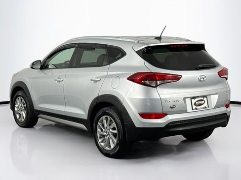 Used 2017 Hyundai Tucson SE w/ SE Popular Package 02 AWD/4WD image 9