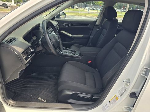 Used 2023 Honda Civic EX image 12