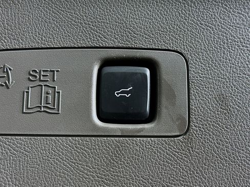 Used 2022 Lincoln Corsair Standard w/ Equipment Group 101A image 29