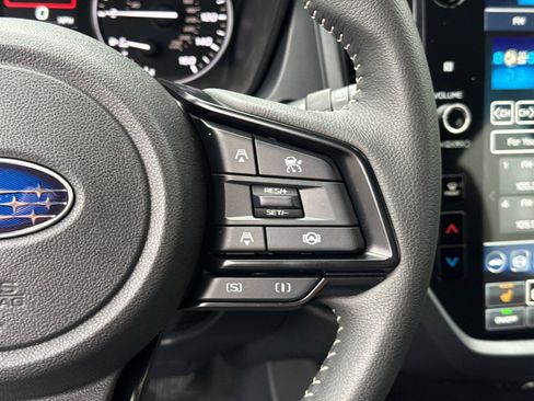 Used 2025 Subaru Forester Premium image 29
