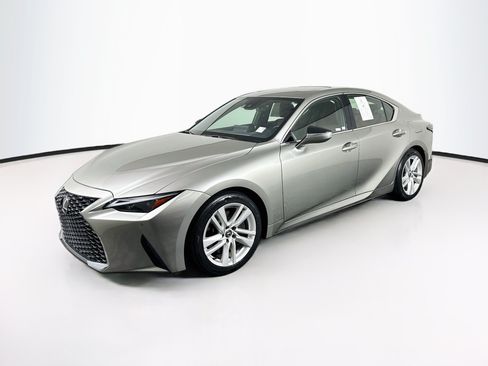 Used 2023 Lexus IS 300 w/ Comfort Package RWD image 3