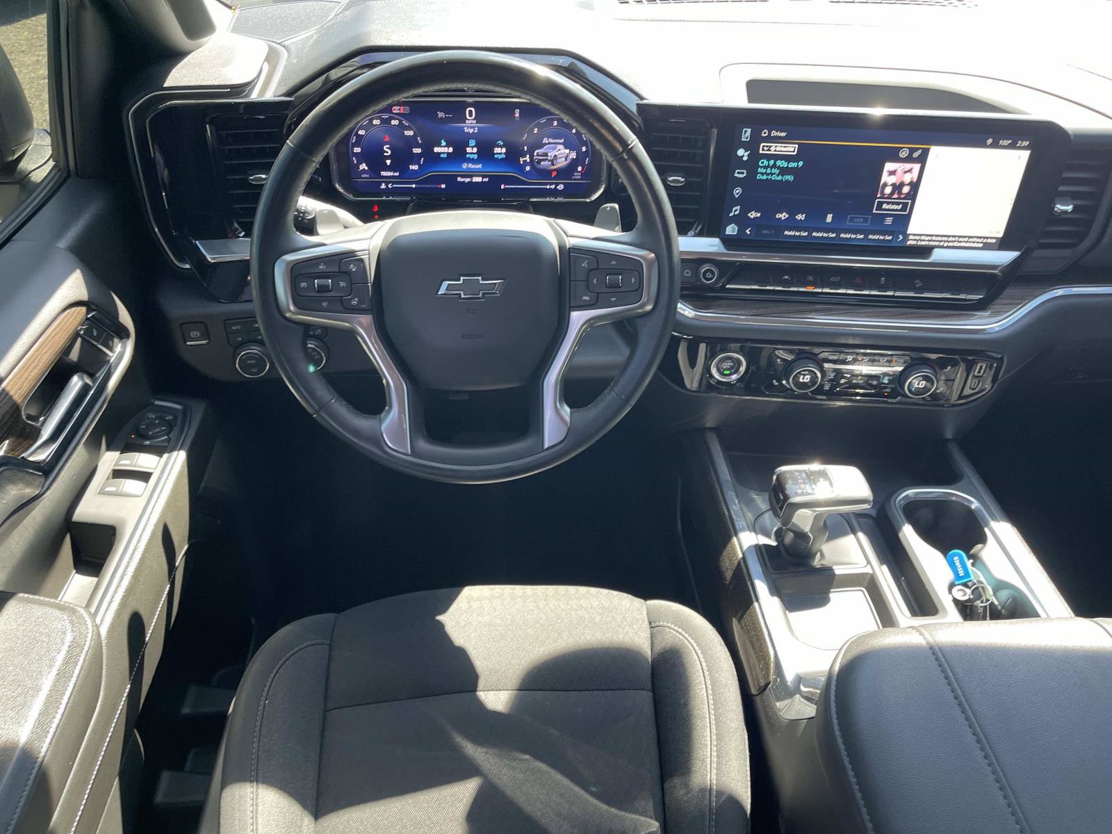 Used 2024 Chevrolet Silverado 1500 LT Trail Boss w/ Protection Package AWD/4WD image 14