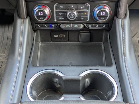 Used 2023 GMC Yukon XL AT4 w/ AT4 Premium Package image 22