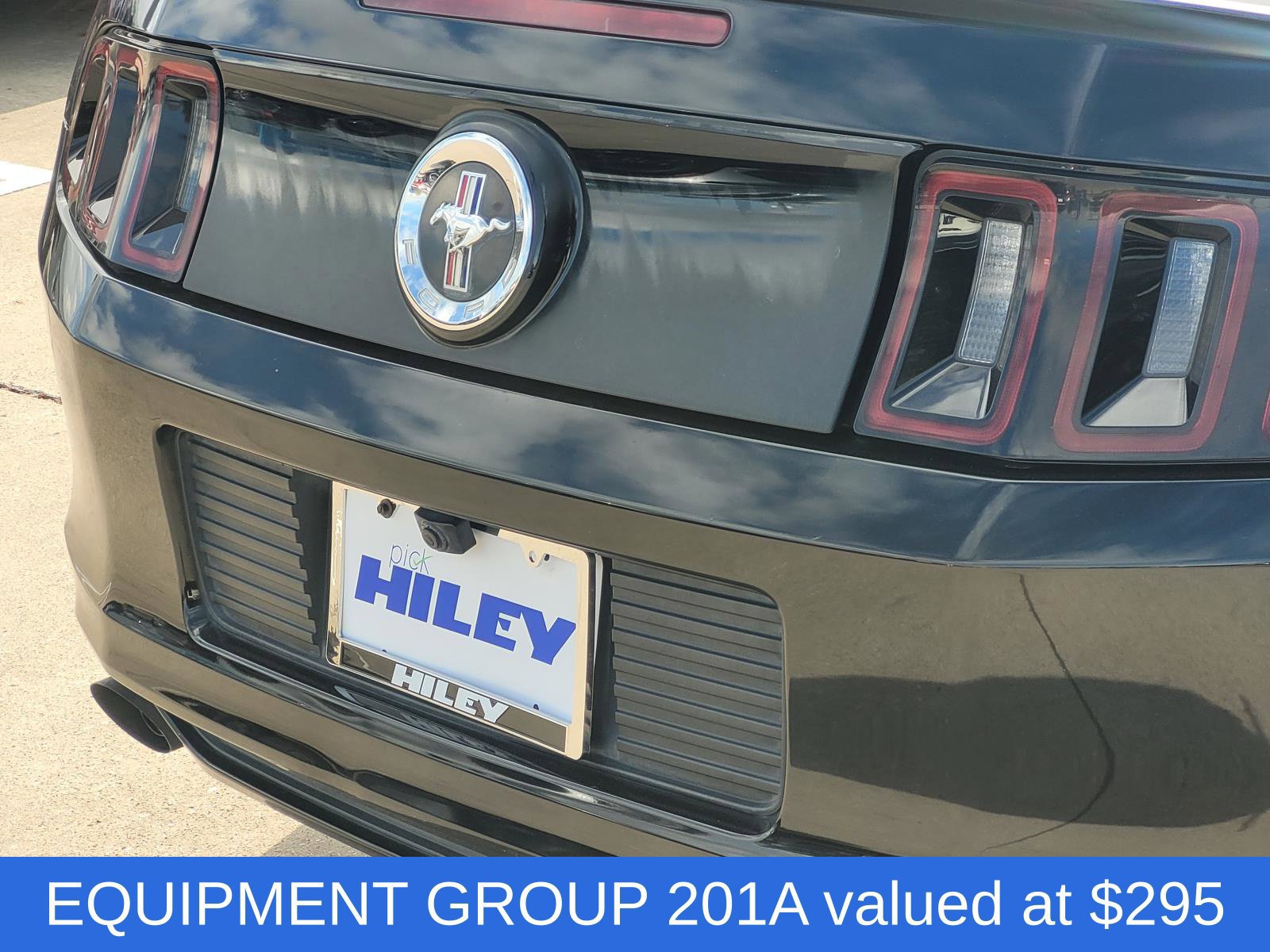 Used 2014 Ford Mustang Premium w/ Comfort Package RWD image 5