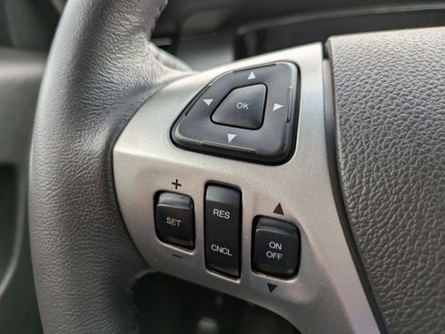 Used 2018 Ford Taurus SEL w/ Equipment Group 201A image 19