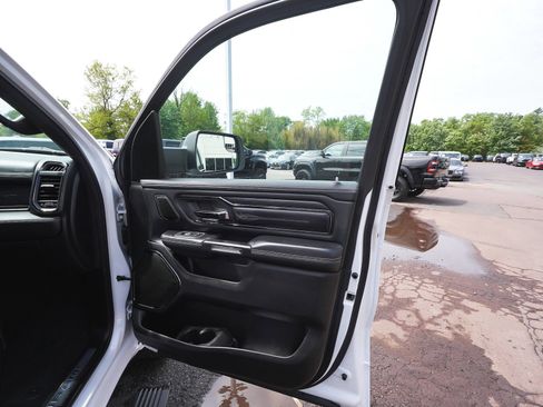 Used 2022 RAM 1500 Limited AWD/4WD image 14