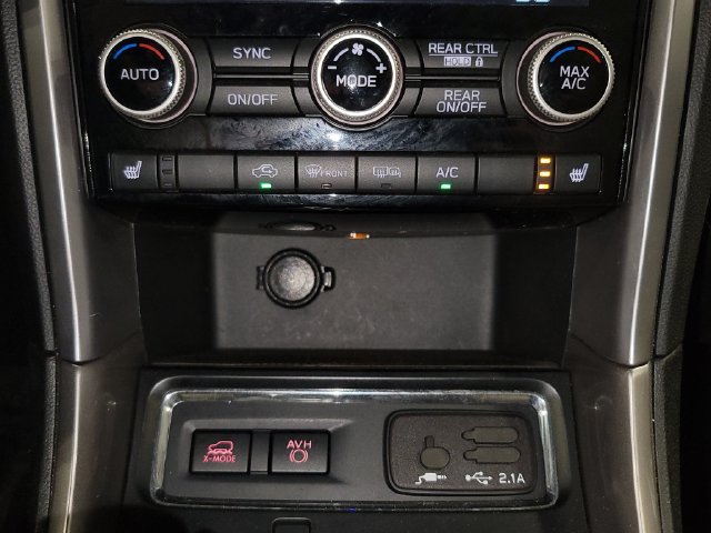 Used 2022 Subaru Ascent Limited w/ Technology Package AWD/4WD image 32