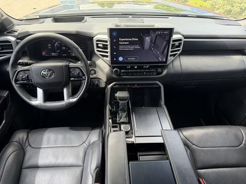Used 2025 Toyota Tundra Platinum AWD/4WD image 9