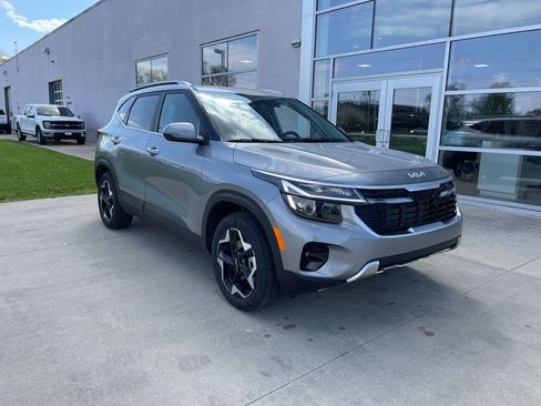 New 2025 Kia Seltos EX w/ EX Sunroof Package AWD/4WD image 1