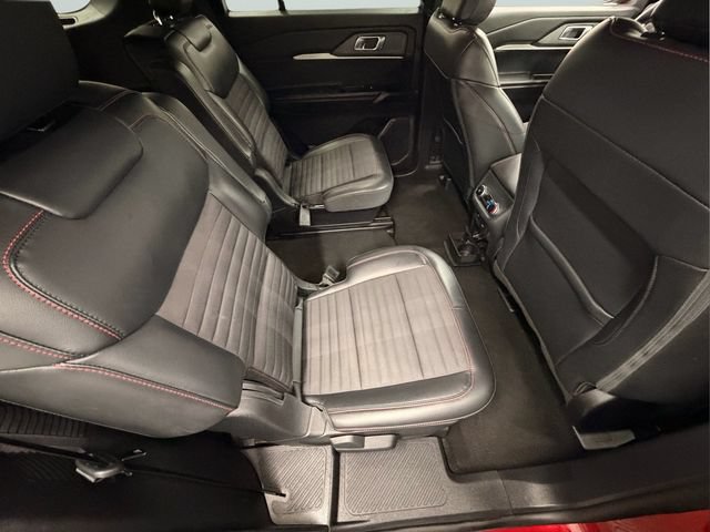 Used 2025 Ford Explorer ST-Line AWD/4WD image 23