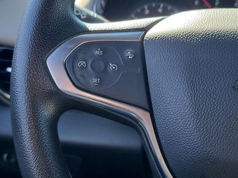 Used 2023 Chevrolet Traverse LS AWD/4WD image 29