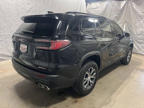 Used 2024 GMC Acadia AT4 w/ Luxury Package AWD/4WD image 6