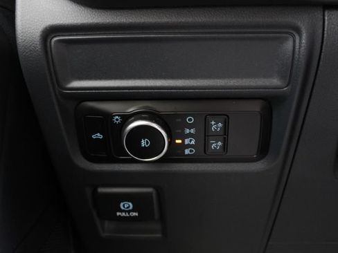 Used 2024 Ford F150 XLT w/ XLT Black Appearance Package AWD/4WD image 9