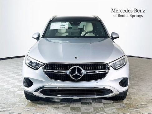 Used 2026 Mercedes-Benz GLC 300 4MATIC image 2