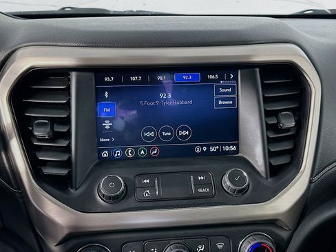 Used 2022 GMC Acadia Denali w/ Denali Technology Package FWD image 15