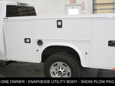 Used 2021 Chevrolet Silverado 2500 W/T w/ WT Convenience Package AWD/4WD image 36