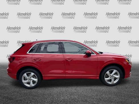 Used 2020 Audi Q3 2.0T Premium w/ Convenience Package AWD/4WD image 10