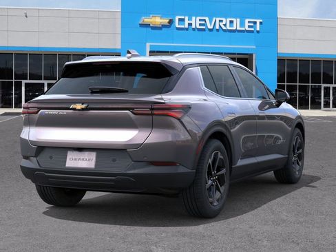 New 2026 Chevrolet Equinox EV LT image 28