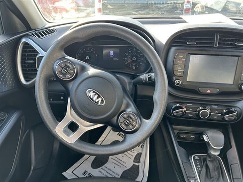 Used 2021 Kia Soul S FWD image 28