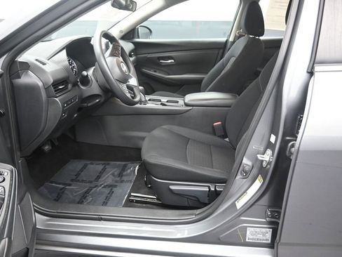 Used 2023 Nissan Sentra S FWD image 11