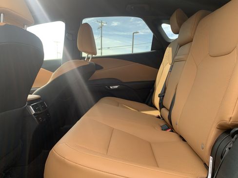 Used 2025 Lexus RX 350 FWD w/ Technology Package image 32