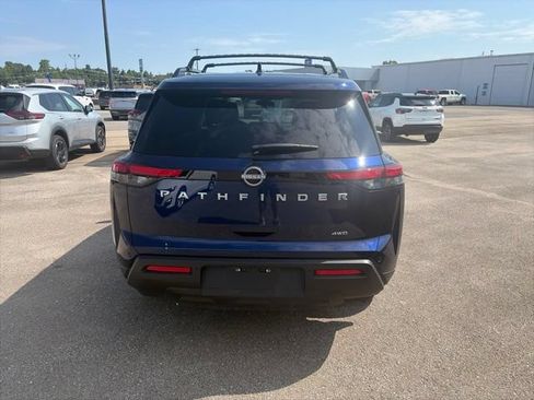 Used 2025 Nissan Pathfinder SV AWD/4WD image 5