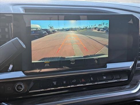 Used 2025 Chevrolet Silverado 2500 LTZ w/ LTZ Convenience Package image 12