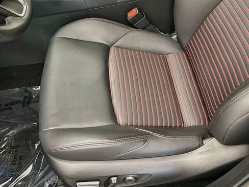 Used 2024 Toyota RAV4 XSE w/ Weather Package AWD/4WD image 20