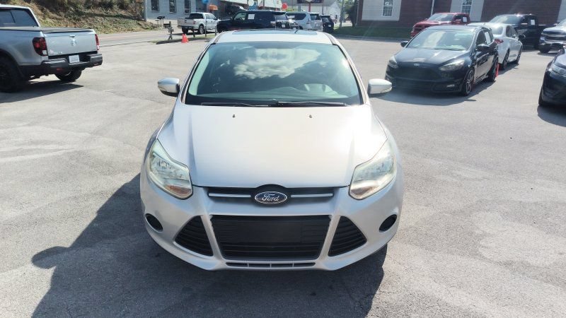 Used 2014 Ford Focus SE FWD image 8