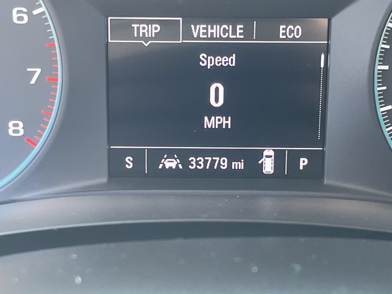 Used 2023 Chevrolet Traverse LT w/ LPO, Cargo Package FWD image 11