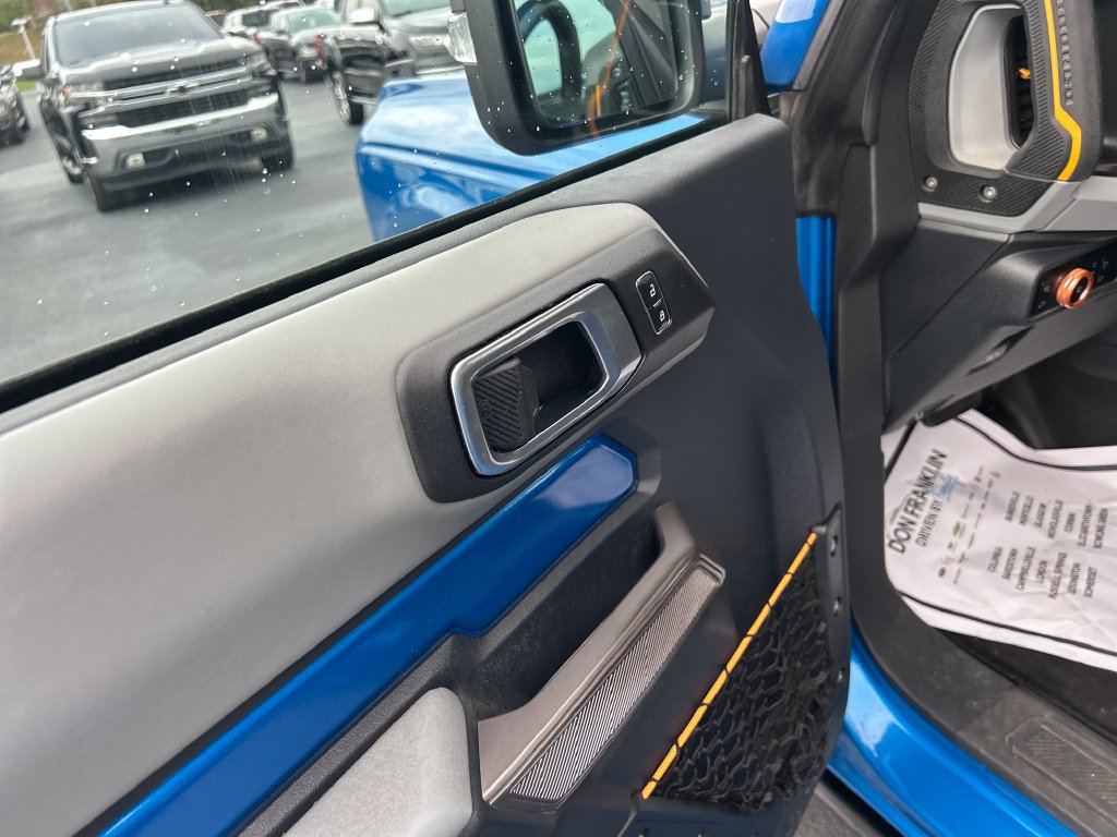 Used 2023 Ford Bronco Badlands w/ Sasquatch Package AWD/4WD image 11