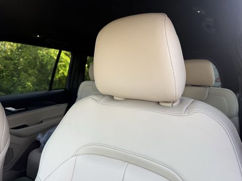 New 2025 Jeep Grand Cherokee Limited w/ Trailer Tow Package image 23