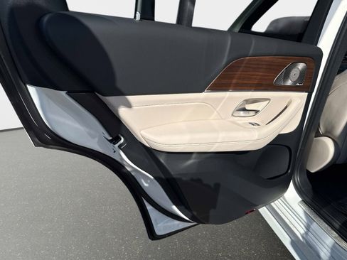 New 2026 Mercedes-Benz GLE 350 4MATIC image 12