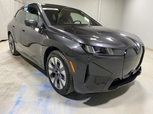 Used 2026 BMW iX xDrive45 image 5