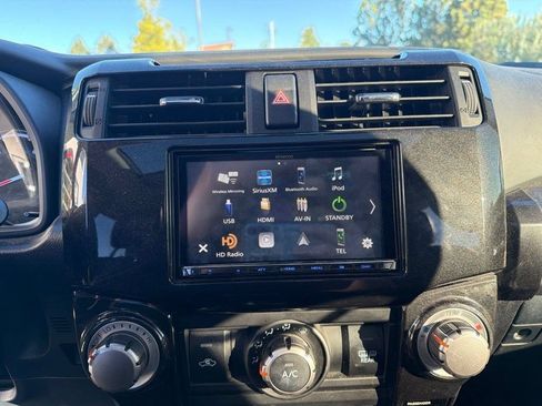 Used 2018 Toyota 4Runner TRD Off-Road Premium AWD/4WD image 14