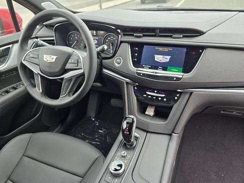 New 2026 Cadillac XT5 Premium Luxury w/ Driver Assist Package AWD/4WD image 11