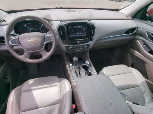 Used 2019 Chevrolet Traverse LT w/ LPO, Floor Liner Package FWD image 16