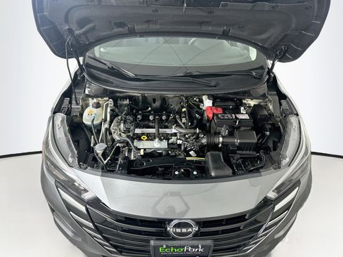 Used 2025 Nissan Versa SV FWD image 32