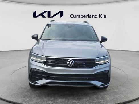 Used 2023 Volkswagen Tiguan SE R-Line AWD/4WD image 8
