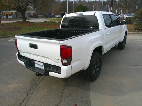 Used 2023 Toyota Tacoma SR5 image 13