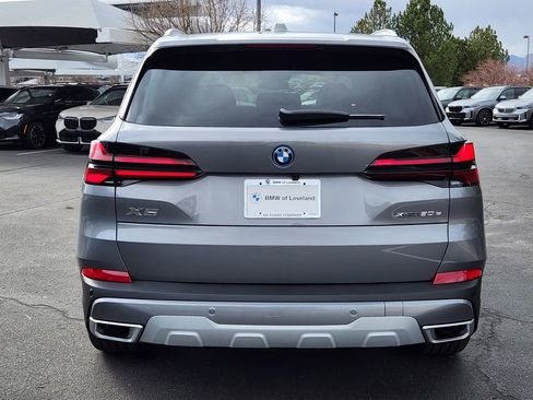 New 2026 BMW X5 xDrive50e w/ Climate Comfort Package AWD/4WD image 4