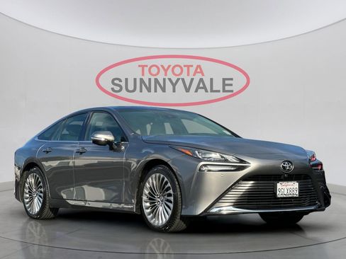 Certified 2023 Toyota Mirai XLE image 10