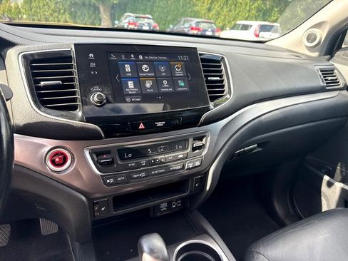 Used 2019 Honda Pilot EX-L image 11