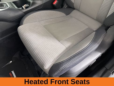 Used 2023 Subaru Outback Premium image 12