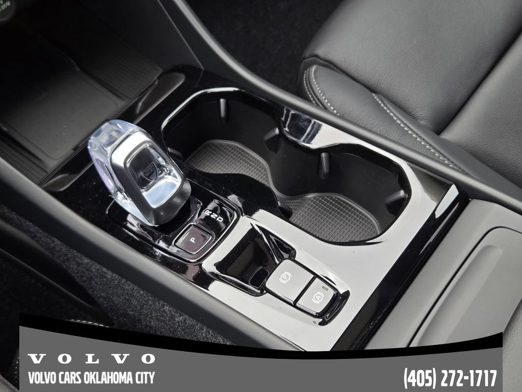 Used 2026 Volvo XC40 B5 Plus w/ Protection Package Premier AWD/4WD image 19